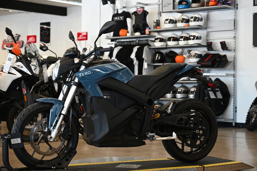 2020-Zero_Motorcycles-S-Motorcycle--Motorcycle-201556443-228ac0fe20c852db24b2b829ce59d0ef