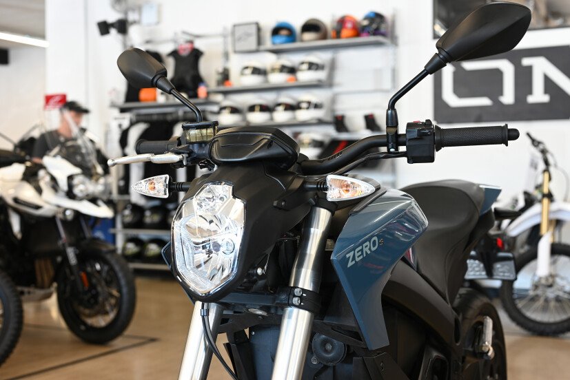 2020-Zero_Motorcycles-S-Motorcycle--Motorcycle-201556443-96bde863be9fe3a37642ce2c15debcec