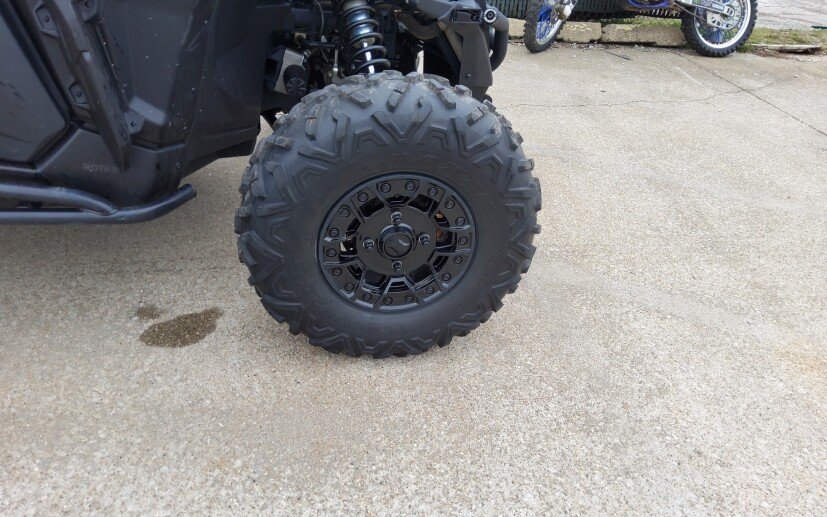 2021-Can_Am-Maverick_900-Side_by_Side--Motorcycle-201256151-27551ae71d176e67a993dbe389794a04 (1)