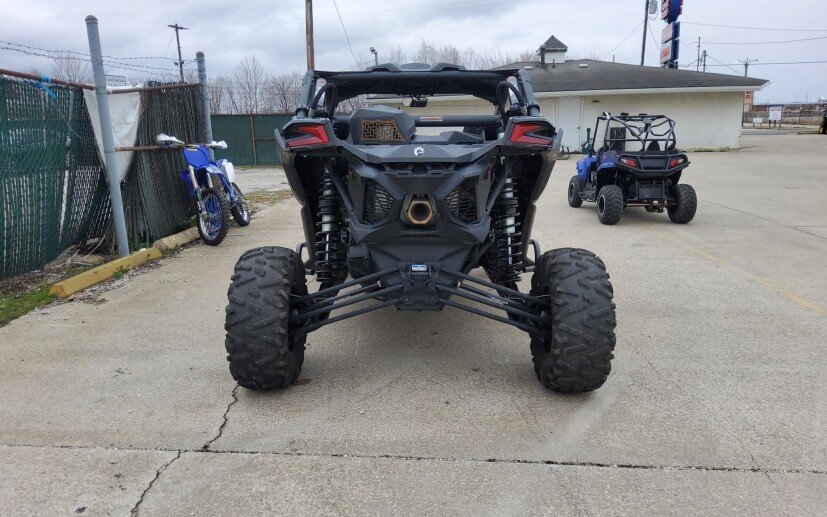 2021-Can_Am-Maverick_900-Side_by_Side--Motorcycle-201256151-7cc9330da939d577778381e869d661a2 (1)