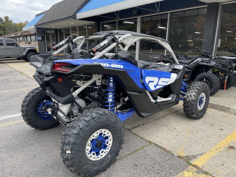2022-Can_Am-Maverick_900-Side_by_Side--Motorcycle-201314021-59dc6b618e1a8bfcbbf4b565927258ef