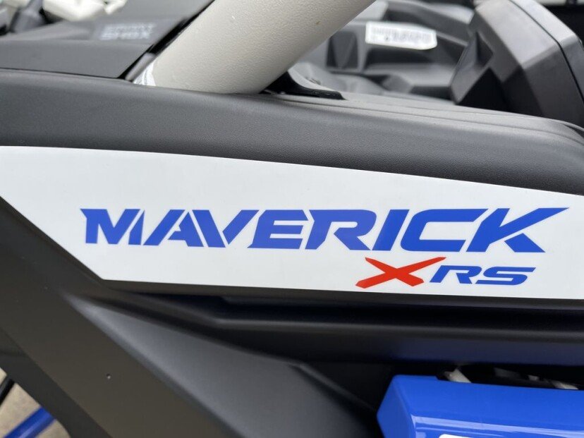 2022-Can_Am-Maverick_900-Side_by_Side--Motorcycle-201314021-5b755484854a593d0476e0c8821b7219