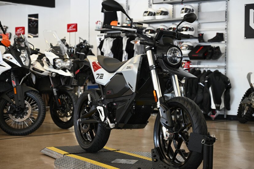 2022-Zero_Motorcycles-FXE-Motorcycle--Motorcycle-201562015-0f0f52251479bea1d07e52cae33e7397
