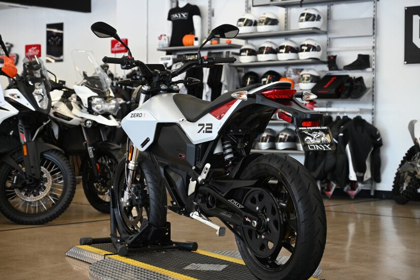 2022-Zero_Motorcycles-FXE-Motorcycle--Motorcycle-201562015-2b28c35aec2b8421a0f07789a8962c82