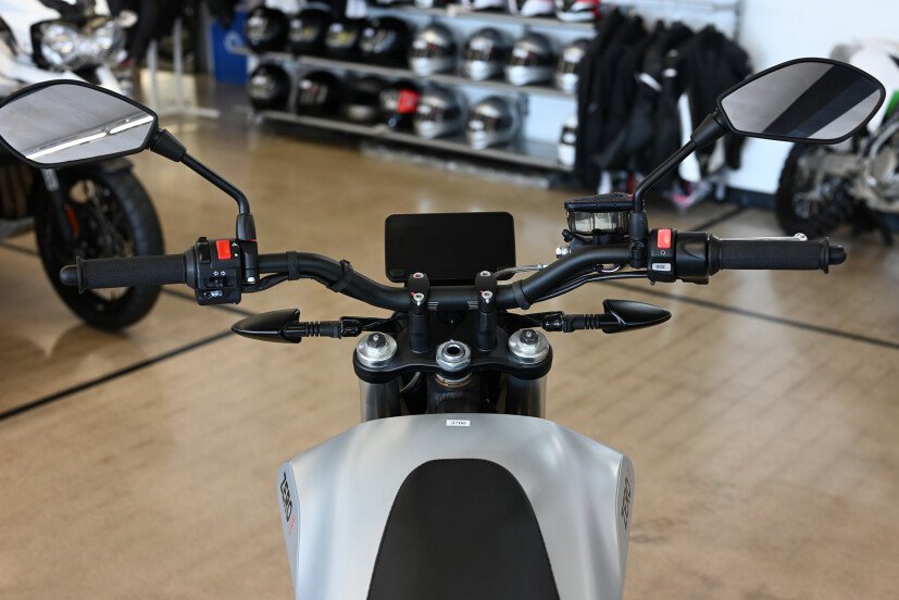 2022-Zero_Motorcycles-FXE-Motorcycle--Motorcycle-201562015-55cd6517101e711a3488020ed9b15a8d