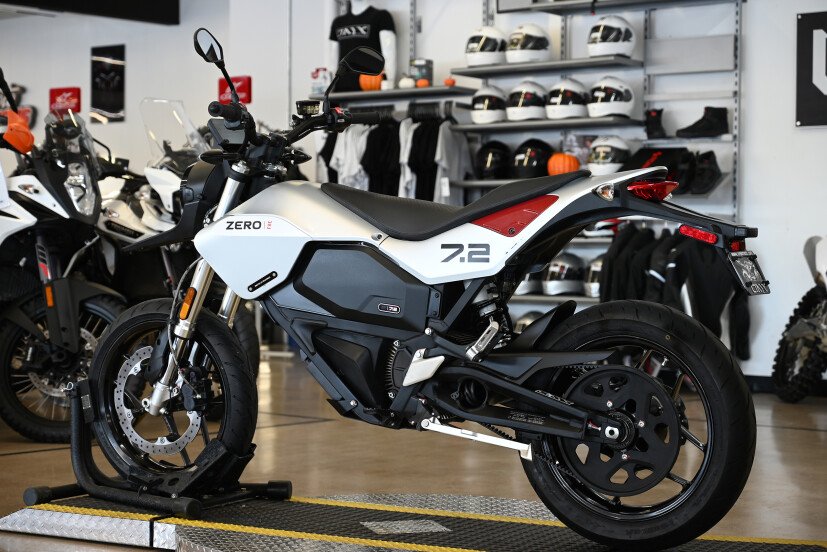 2022-Zero_Motorcycles-FXE-Motorcycle--Motorcycle-201562015-dc6130c8309d433283c7ad09c1aa6f92
