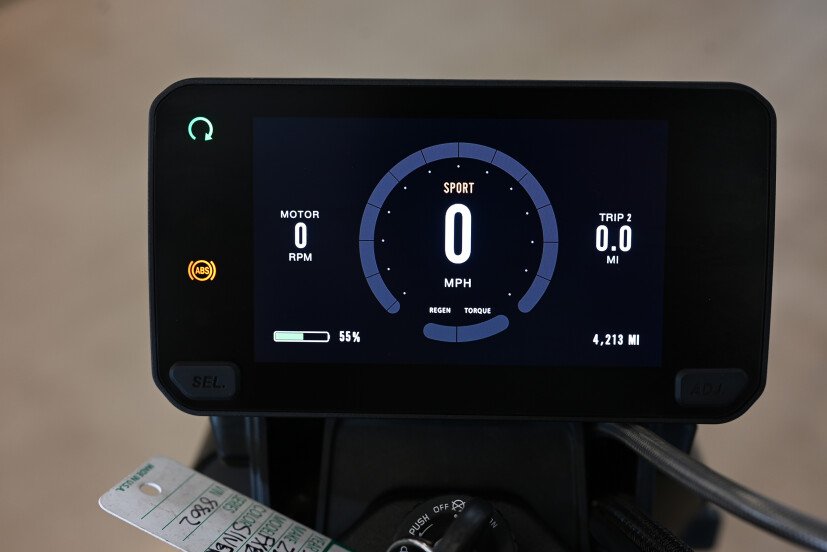 2022-Zero_Motorcycles-FXE-Motorcycle--Motorcycle-201562015-e6fadf9fdc219e91aa9e0940b7815420