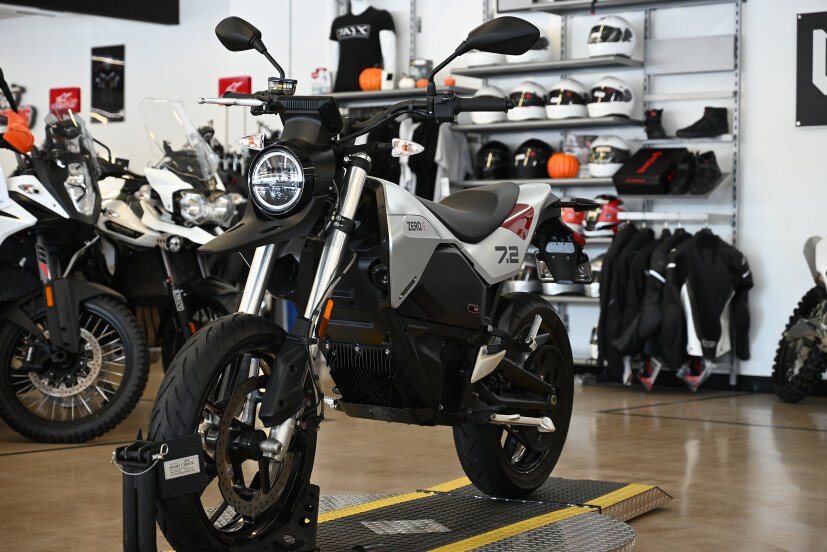 2022-Zero_Motorcycles-FXE-Motorcycle--Motorcycle-201562015-e85bf76d99f4823d149806b5e7354064