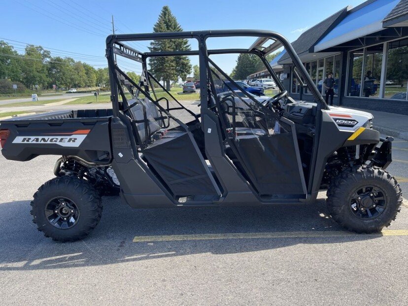 2023-Polaris-Ranger_Crew_1000-Side_by_Side--Motorcycle-201344769-ddb130b52cf26a012dc88da03cb21f81
