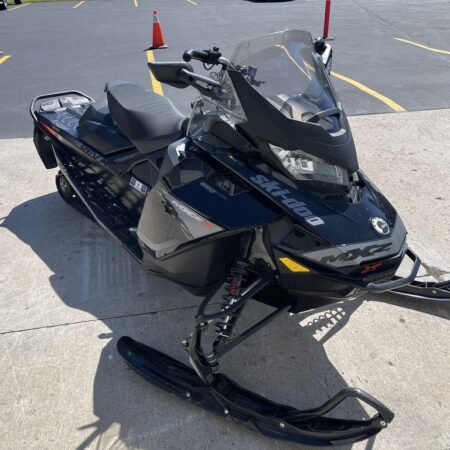 Pre-Owned 2019 Ski-Doo MXZ® X 850 E-TEC Ice Ripper XT 1.25 w / Adj. Pkg. Blac