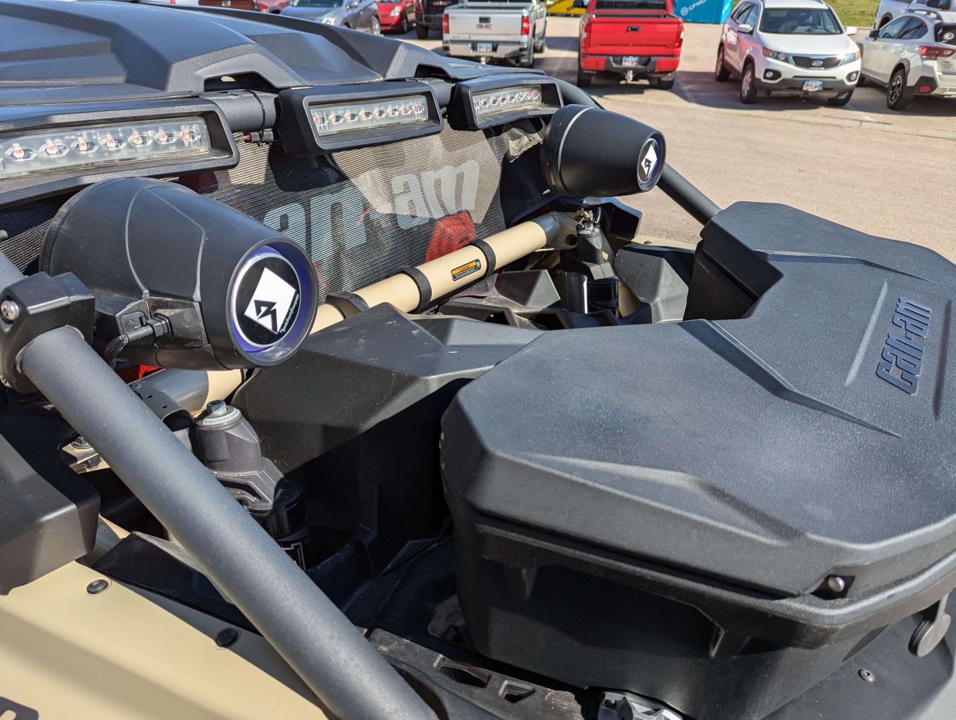 2023 Can-Am Maverick X3 Max DS Turbo RR 64 10