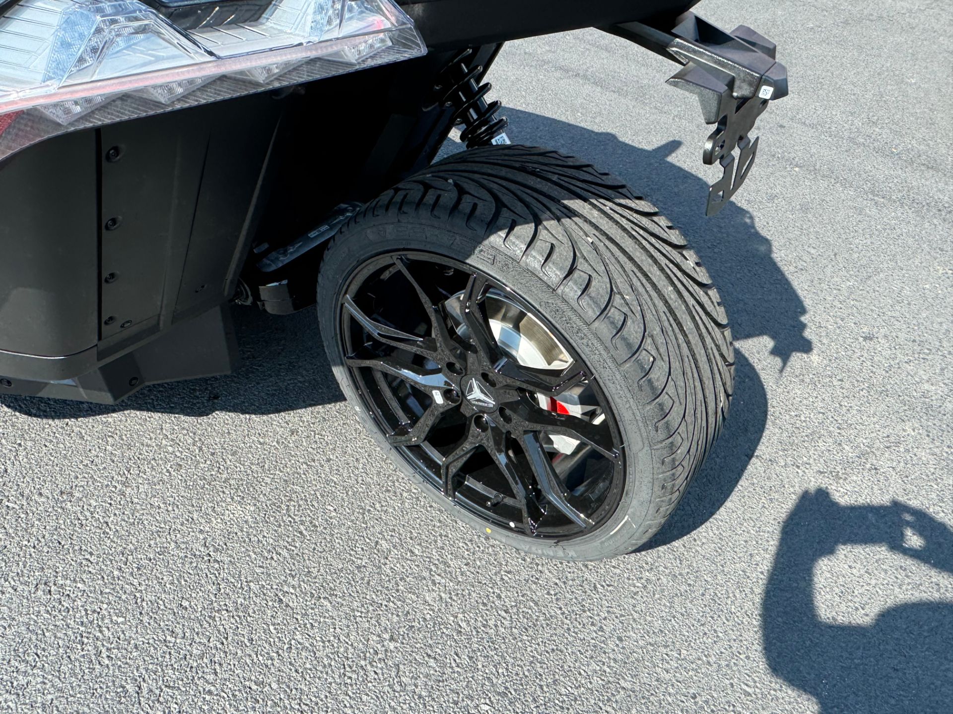 2024 Polaris Slingshot S w: Technology Package 1 - AutoDrive 9