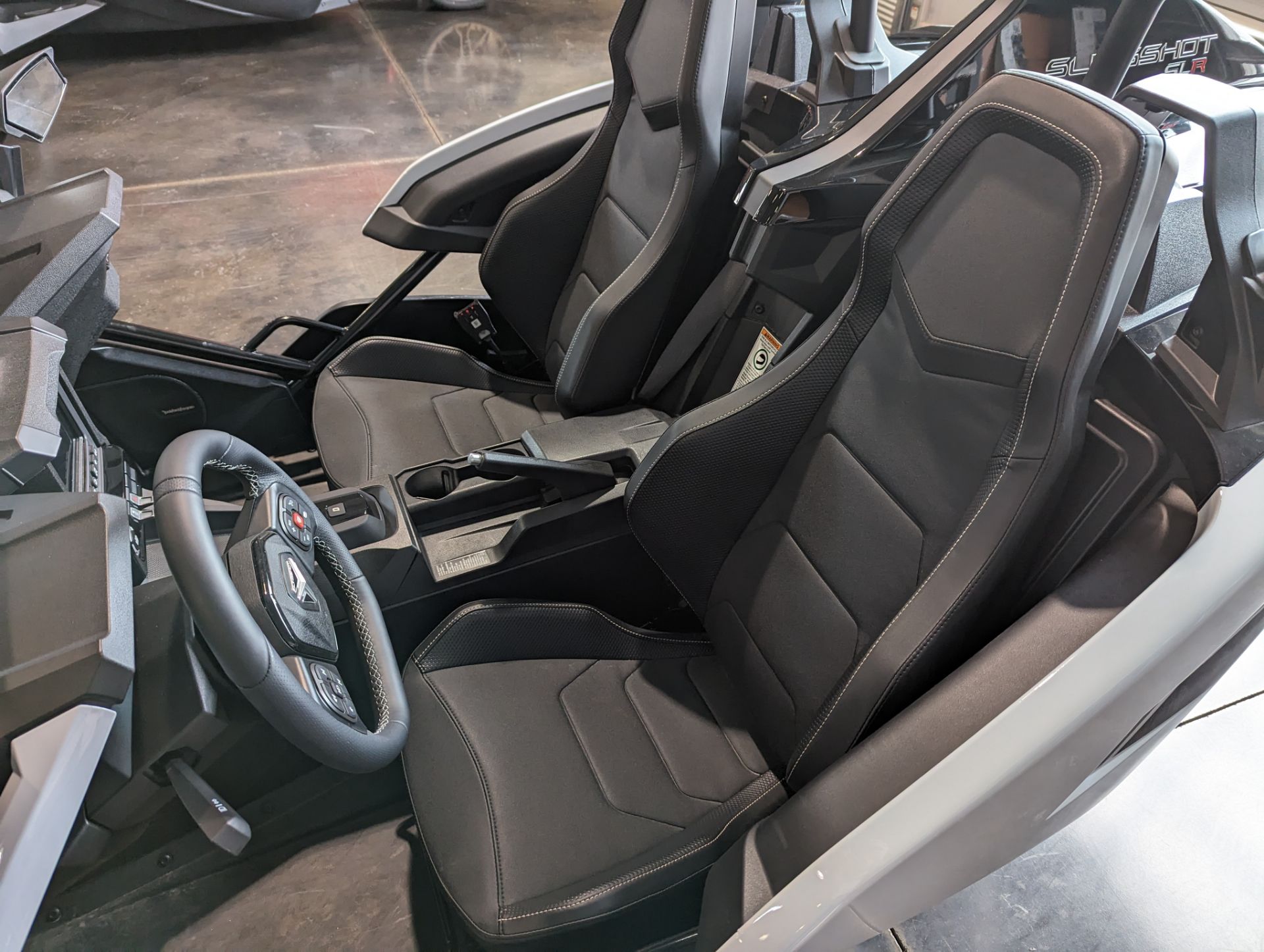 2024 Polaris Slingshot SLR - AutoDrive 8