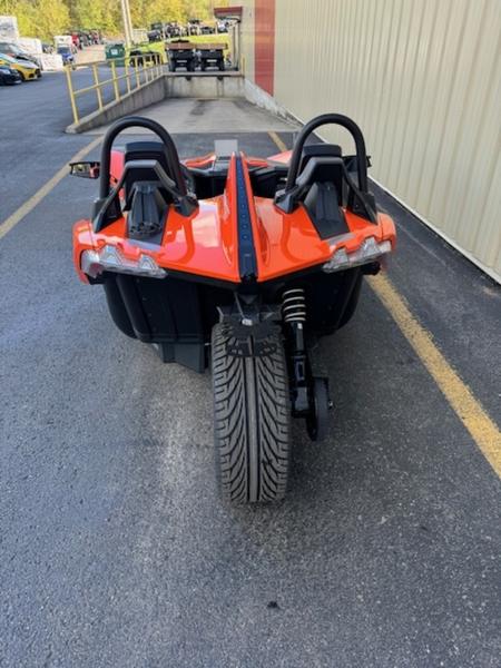 2024 Polaris Slingshot® SL AutoDrive Volt Orange 7