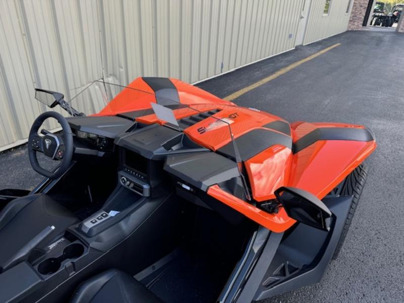 2024 Polaris Slingshot® SL AutoDrive Volt Orange 8